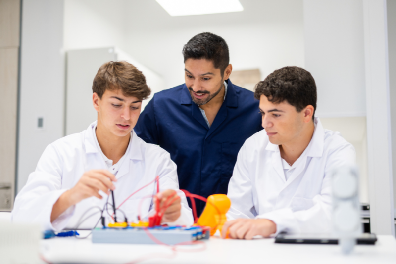 colegiosbritanicos-caracteristicasvirtus